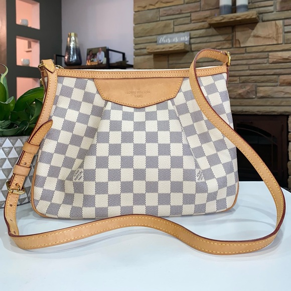 Louis Vuitton Handbags - ❤️authentic lv